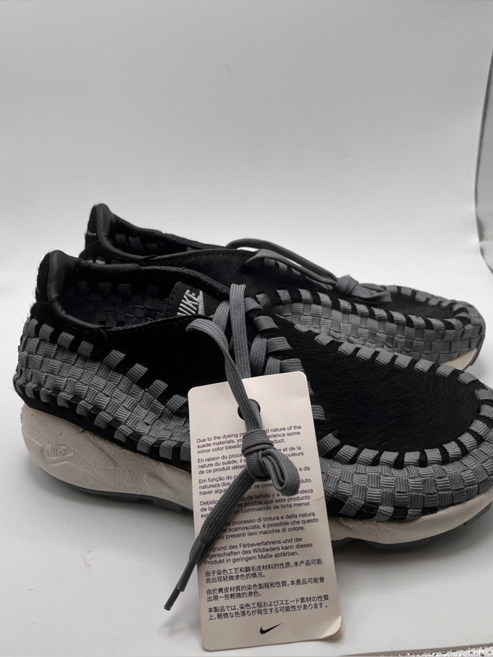 Nike Air Footscape Woven Black and Smoke Grey Nike Woven Slip-On Sneakers SZ5.5 - Picture 2 of 10